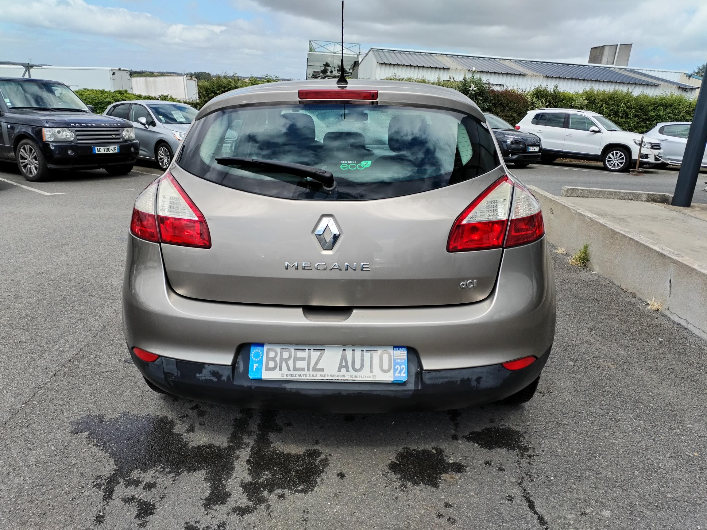 RENAULT  MEGANE III               